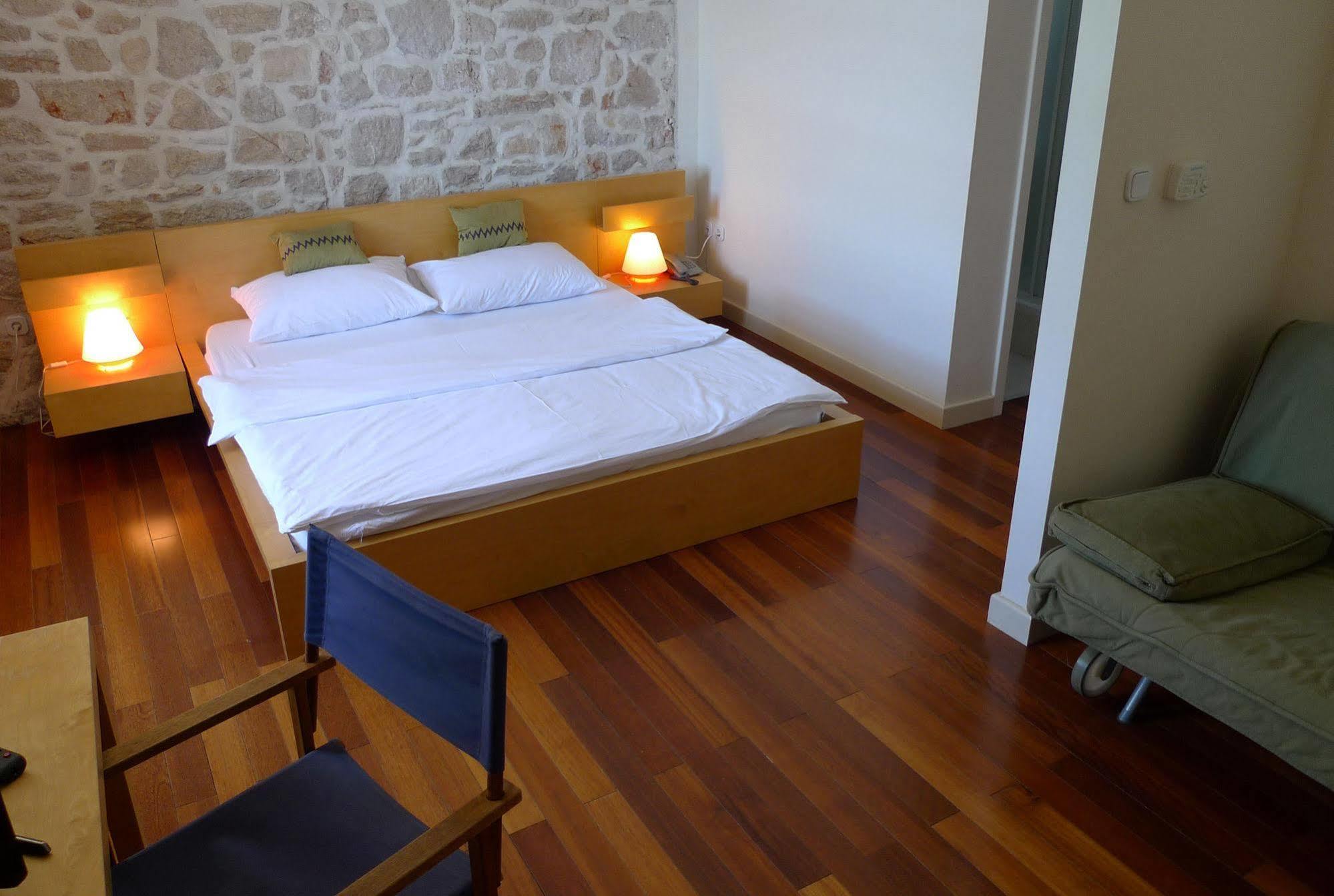 Hotel Maestral Prvić Luka Zewnętrze zdjęcie